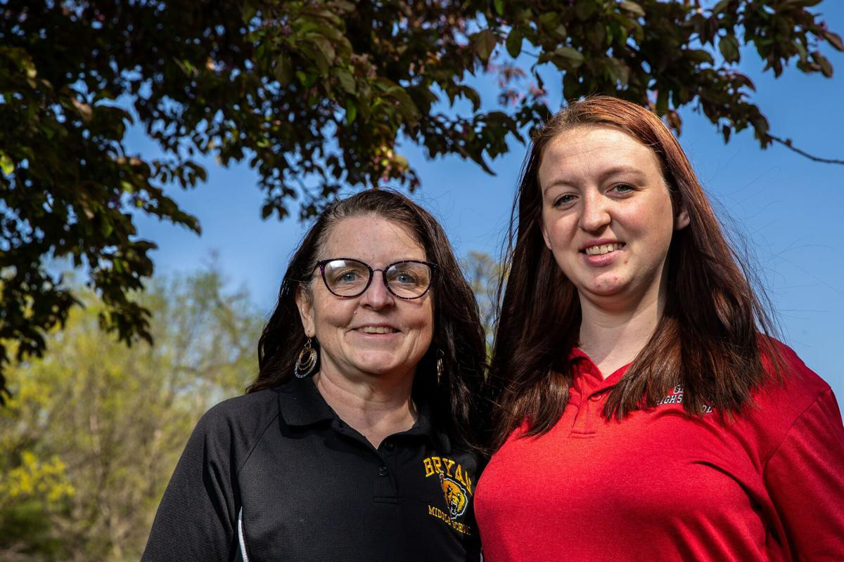 Math in the Middle graduates Dianne Lee and her daughter Hannah Holguin were both among the 2021 recipients of the Alice Buffett award