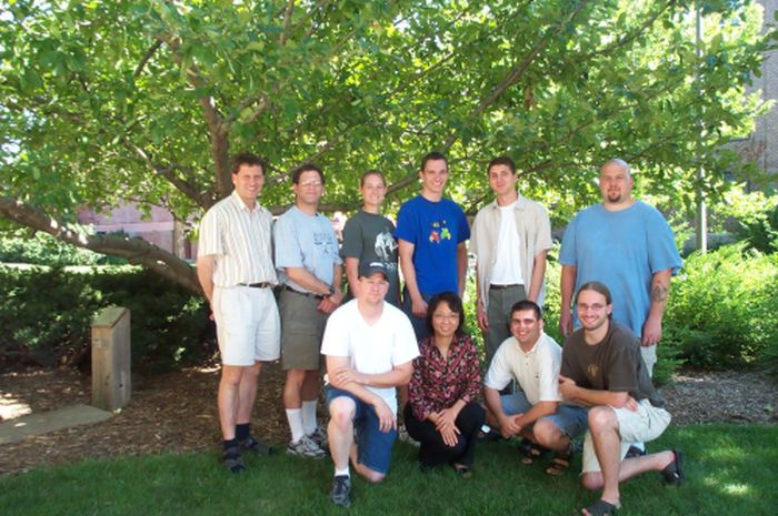 Batelaan group in front of the Newton's Apple Tree