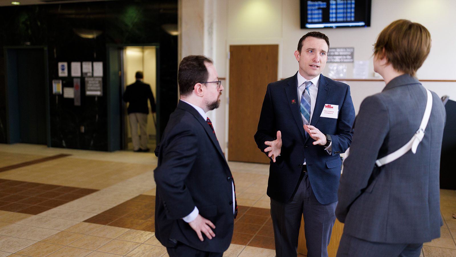 Students and Professor Sullivan in the courthouse lobby